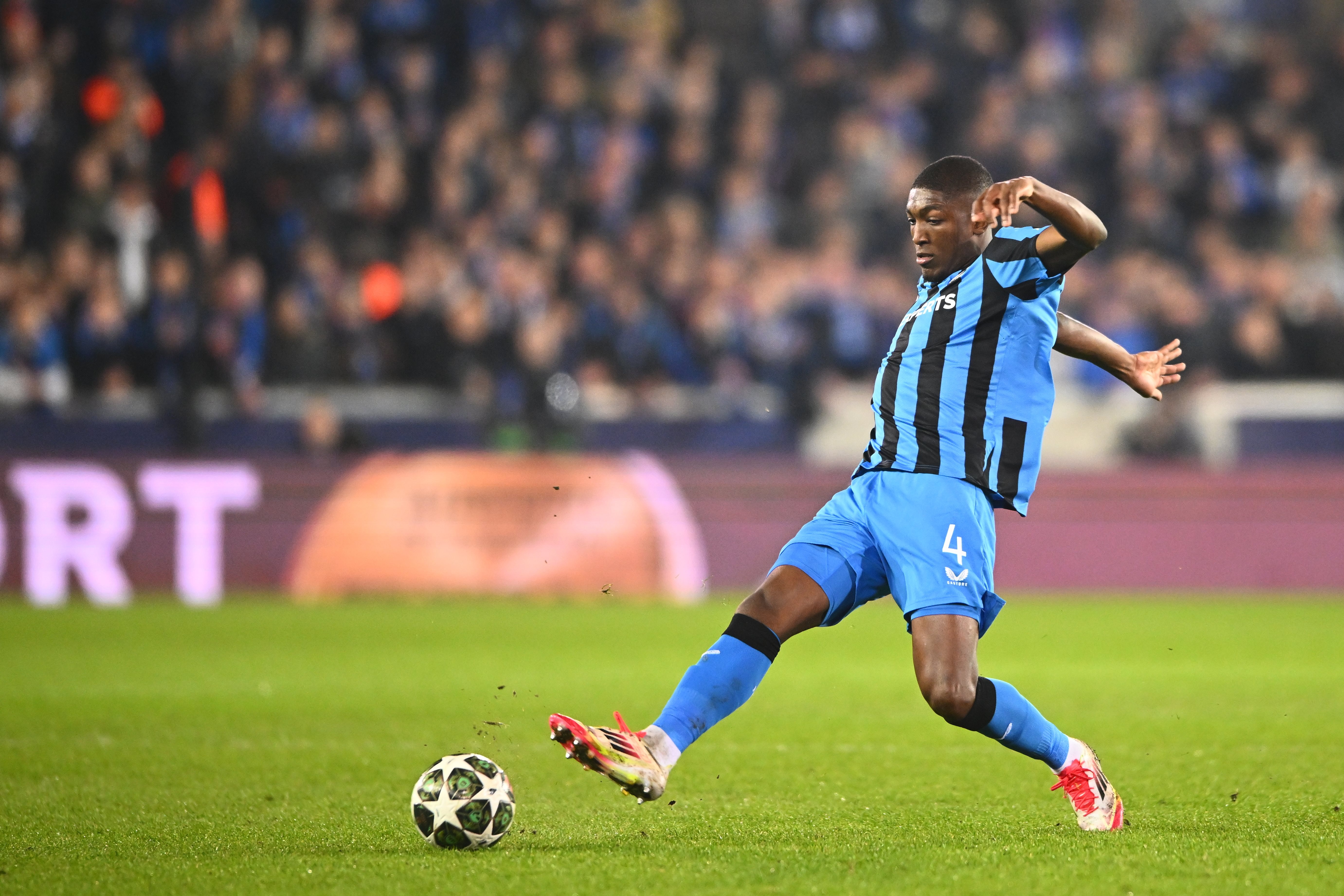 开云体育app-国际米兰将布鲁日年轻中卫奥多涅兹纳入2025年引援考察范围