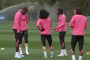 能否摆脱伤病魔咒？记者：拉维亚今日恢复训练